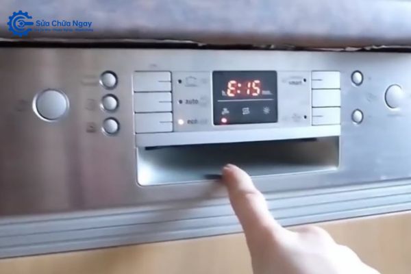 Sửa đa dạng các lỗi máy rửa bát