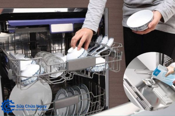 Chạy thử máy rửa bát