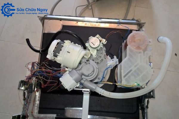 Nhận sửa máy rửa bát tại quận Đống Đa triệt để mọi lỗi nhanh chóng