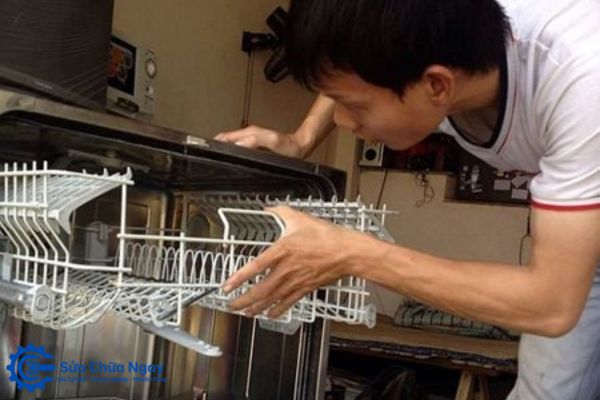 Quy trình sửa chữa máy rửa bát tại quận Tây Hồ