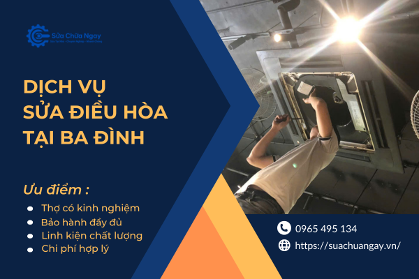 Thợ sửa điều hòa tại Ba Đình của Sửa Chữa Ngay đang kiểm tra điều hòa tại nhà khách hàng